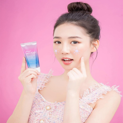 SKIN AQUA 3